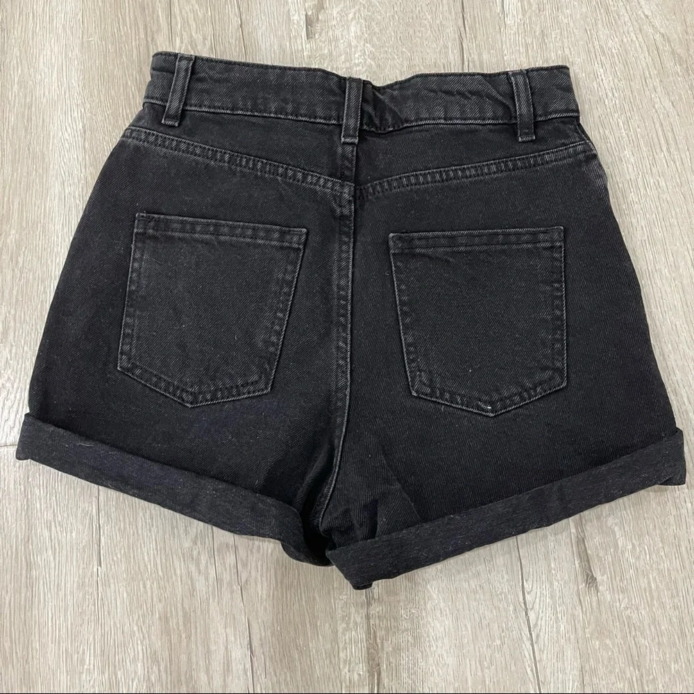 ASOS Shorts - Picture 2 of 3